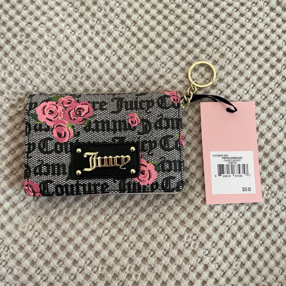 Juicy Couture mini wallet 💕